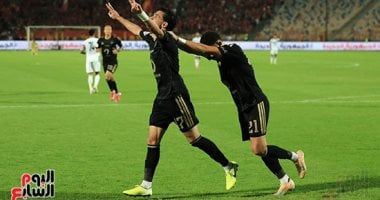 بن شرقي: الفوز بجائزة رجل المباراة نتيجة جهد جميع لاعبي الأهلي