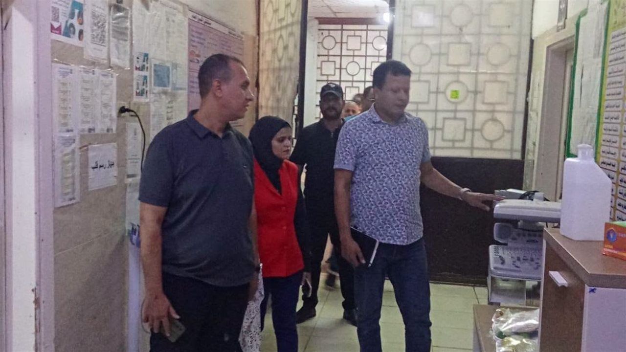 مدير الطب العلاجي بالمنوفية يصدر قرارات فورية لتطوير الخدمات وتحسين بيئة العمل