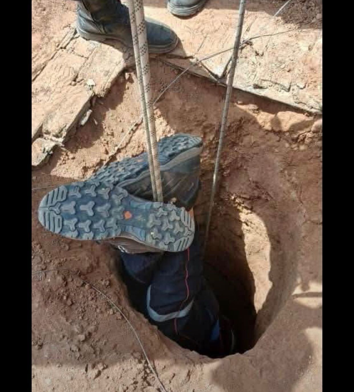 محاولات انقاذ ايوب