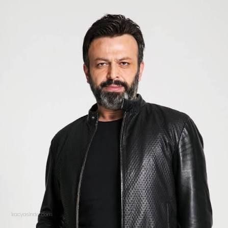 تم العثور على الممثل سرحات كيليتش متوفي في منزله … الله يرحمه