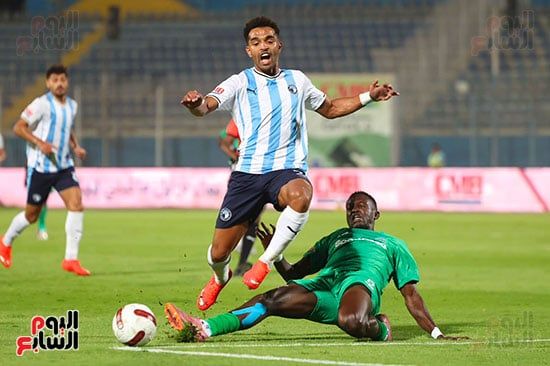 بيراميدز وجورماهيا الكيني (1)