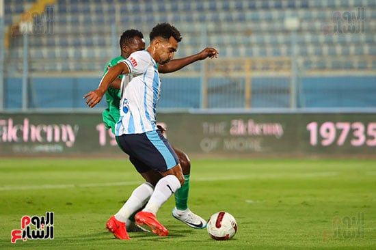 بيراميدز وجورماهيا الكيني (2)