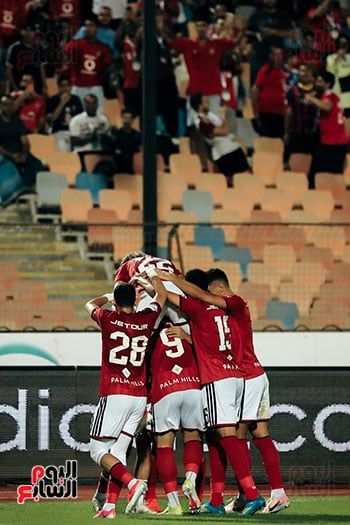 احتفال لاعبي الأهلي احتفال لاعبي الأهلي