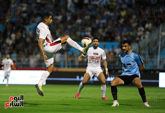 التعادل السلبي يسيطر علي نتيجةا لشوط الاول (1)