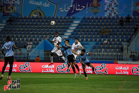التعادل السلبي يسيطر علي نتيجةا لشوط الاول (2)