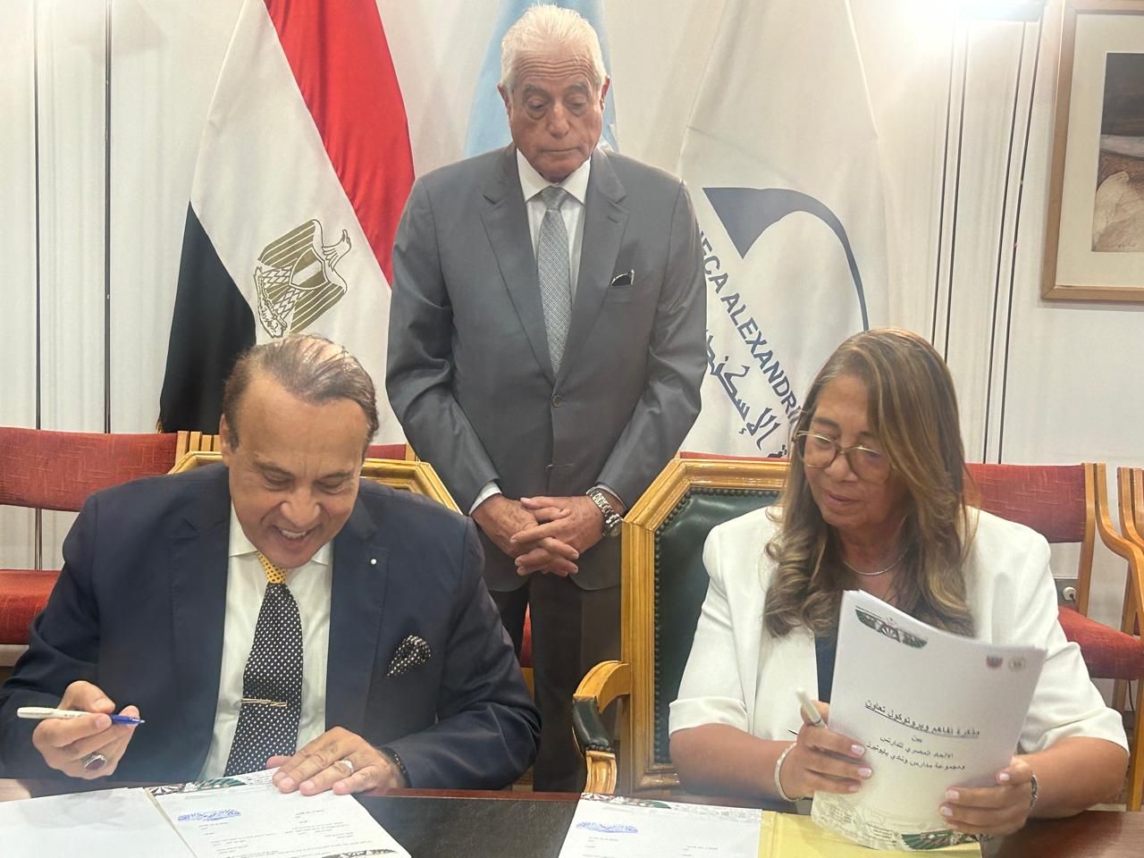 خالد فودة يشهد توقيع اتفاقية تعاون بين الاتحاد المصري للدارتس ونادي بايونيرز (3)