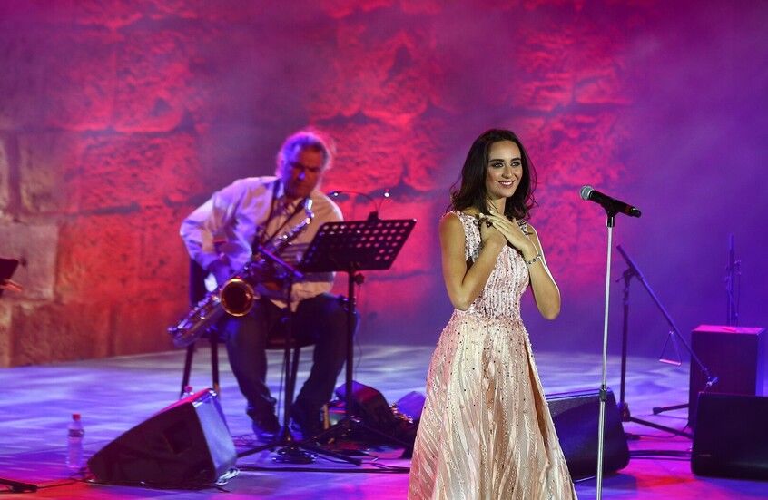 بعد فايا يونان، فنانون واجهوا السرطان وآخرون حصد المرض اللعين أرواحهم