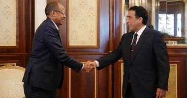 رئيس "الرئاسي الليبي" يبحث مع رئيس مفوضية الاتحاد الإفريقي المصالحة الوطنية