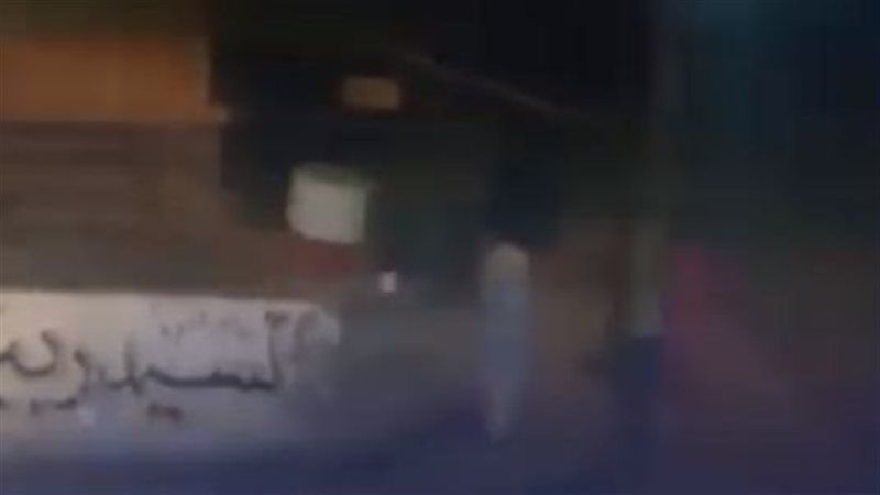 خلافات الجيرة تشعل مشاجرة، عامل يعتدي على سيدة بالضرب في الدقهلية