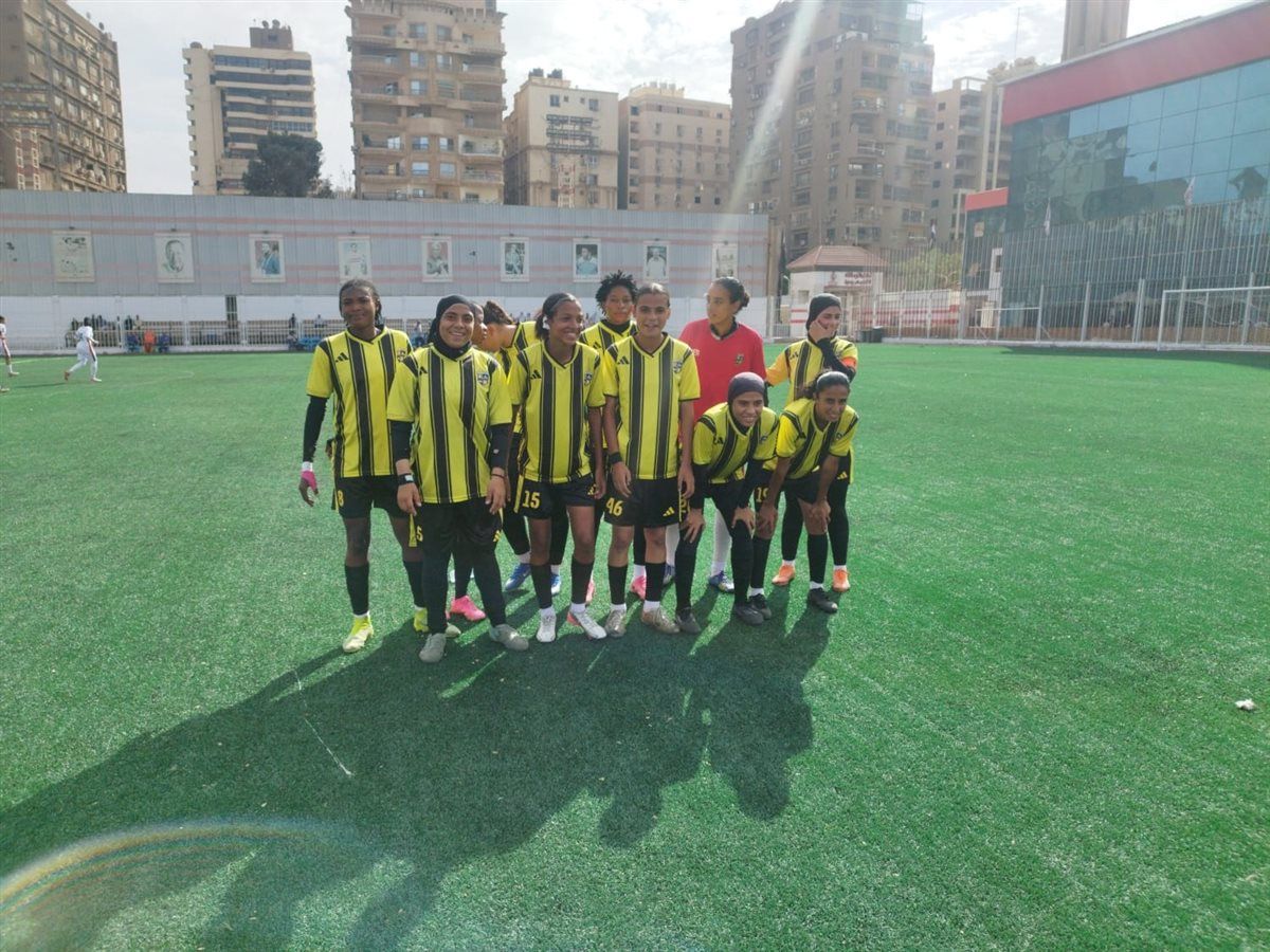 ece9328121.jpg
