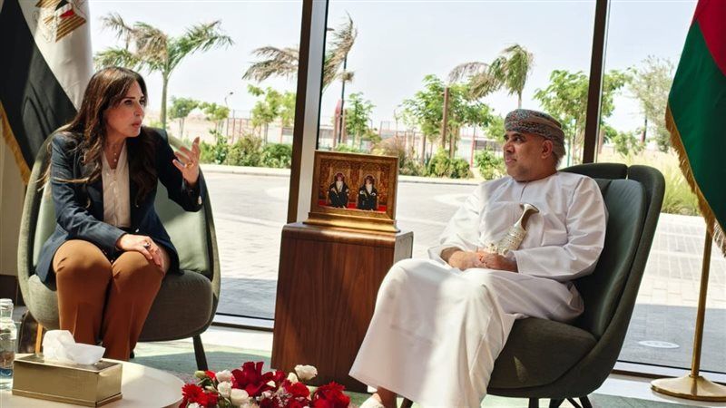 خلال زيارتها لسلطنة عمان، وزيرة الإسكان تستعرض تجربة التنمية العمرانية المتكاملة بمصر
