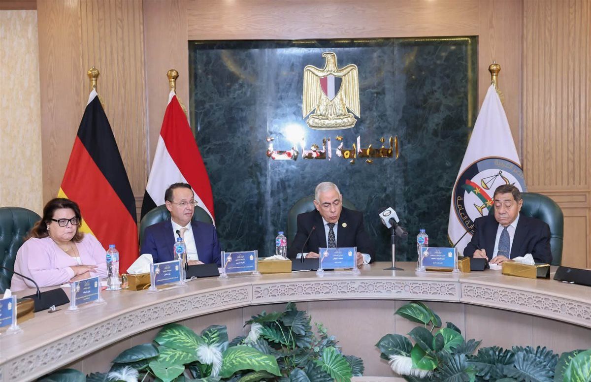 النائب العام يستقبل مجلس أمناء الجامعة الألمانية بالقاهرة، ويبحث سبل تعزيز التعاون المشترك
