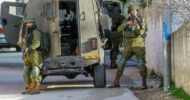 قوات الاحتلال الإسرائيلي تعتقل فلسطينيين فى بلدة عقربا جنوب نابلس
