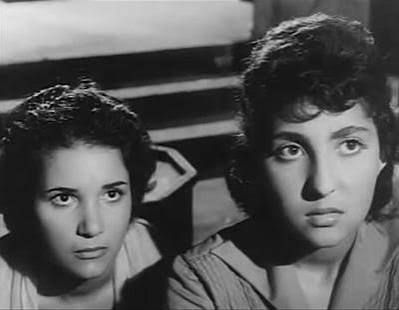 نادية الجندي من فيلم جميلة