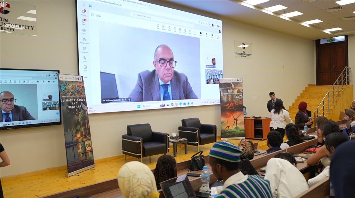 الجامعة البريطانية وبرنامج الأمم المتحدة الإنمائي يختتمان برنامج محاكاة قمة المناخ