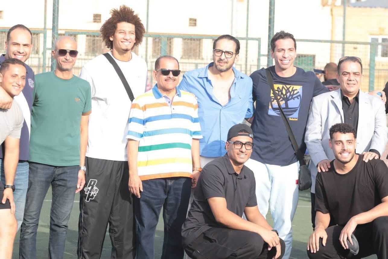 ظهور مميز للثنائي أحمد الأحمر وعلى زين فى بطولة النخبة لكرة اليد