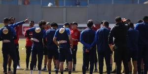 عبر "الواتساب".. كولر يطالب لاعبى الأهلى برؤية أخطائهم فى السوبر الإفريقى