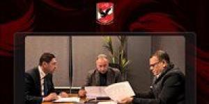 محمود الخطيب يتابع موقف «المحبوسين» من جماهير الأهلي ويكلف المستشارين بتوفير الدعم القانوني