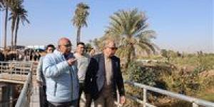 محافظ المنيا يتفقد الأعمال الإنشائية لمحطة تنقية مياه ملوي