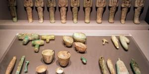 مقتنيات المتحف المصرى.. أدوات تماثيل أوشابتى