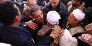 النائب عصام هلال عفيفي يشارك في جلسة صلح بين عائلتي أبو وهدان وأبو مشهور بالصف