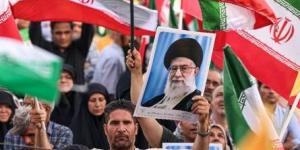 هل بدأت الانشقاقات في إيران؟ تقريرٌ إسرائيلي يكشف