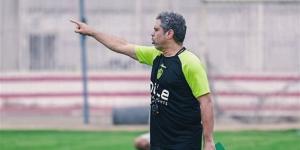 جلسة ودية بين معتمد جمال وحارس الزمالك لتفادي أي توتر