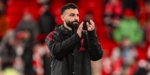سلوت:  محمد صلاح سيغادر من الباب الكبير كأحد أساطير ليفربول