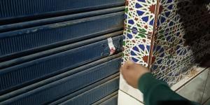 شاهد تطبيق قرار غلق المقاهي والمحال التجارية لليوم الخامس (بث مباشر)