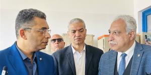 وكيل "تعليم البحر الأحمر": انتظام الدراسة بجميع مدارس المحافظة دون معوقات