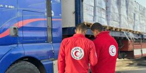 قافلة "زاد العزة" الـ170 تدخل إلى الفلسطينيين في قطاع غزة