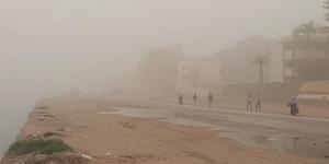 عاصفة ترابية تحجب الرؤية على الطرق وانتظام الدراسة بمختلف مراكز البحيرة