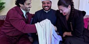 بيكتبوا الكتاب.. أحمد فهمي وأسماء جلال يثيران الجدل بصورة جديدة ما القصة؟