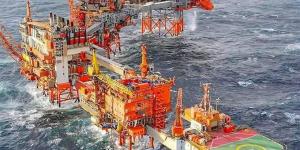 رغم حرب إيران.. تراجع مفاجئ في أسعار الغاز الطبيعي