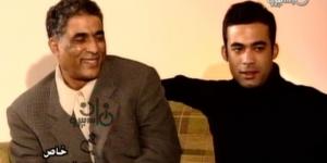 السجائر والخصوصية.. مواقف خاصة جمعت بين هيثم أحمد زكي ووالده| لقاء نادر