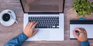 بدء تطبيق قرار العمل أونلاين غدًا الأحد في مصر 2026.. من هم الفئات المستثناة؟