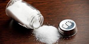 تأثيرات خطيرة للملح الزائد على الجسم.. تعرف عليها