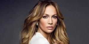 جينيفر لوبيز تعود بقوة إلى السينما بفيلمين بين الرومانسية والإثارة.. إعرف التفاصيل