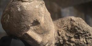 معرض بومبى يكشف لحظات الضحايا الأخيرة بعد ثوران بركان فيزوف.. صور