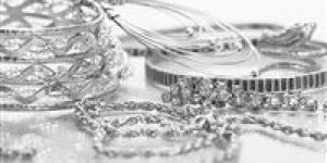 تباين أسعار الفضة اليوم في مصر مع تحركات الأسواق العالمية والدولار