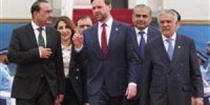 الفرصة الأخيرة.. وفدا أمريكا وإيران يعودان لباكستان لإحياء مسار التهدئة