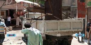 “شارع منظم.. رصيف آمن”.. رفع 40 حالة إشغال طريق وإزالة 50 تندة بالإسماعيلية