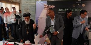 مشاركة عربية وأجنبية فى ختام فعاليات ملتقى جبل الطير بالمنيا.. صور