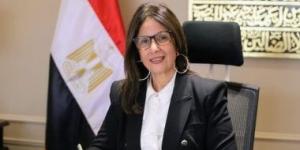 وزيرة الثقافة تلتقى ممثلى قبائل شلاتين وتعلن اختيار الفرق المتميزة