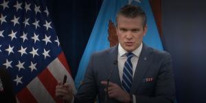 وزير الحرب الأمريكي: لن يتمكن الحرس الثوري الإيراني من إعادة بناء قدراته مرة أخرى