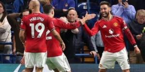 مانشستر يونايتد يتفوق على تشيلسي بهدف في الشوط الأول.. فيديو