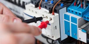 غرامة عدم تركيب عداد كهرباء قانوني في مصر 2026.. العقوبة كاملة