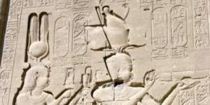 قيصرون.. ابن كليوباترا الذى انتهى معه الحكم البطلمى ودخلت مصر العصر الرومانى