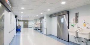 نُقلت إلى العناية الفائقة.. تدهور مفاجئ في الحالة الصحية لفنانة شهيرة (صورة)