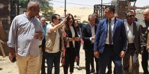 وزيرة الثقافة ومحافظ أسوان يتفقدان المواقع الثقافية بالمحافظة
